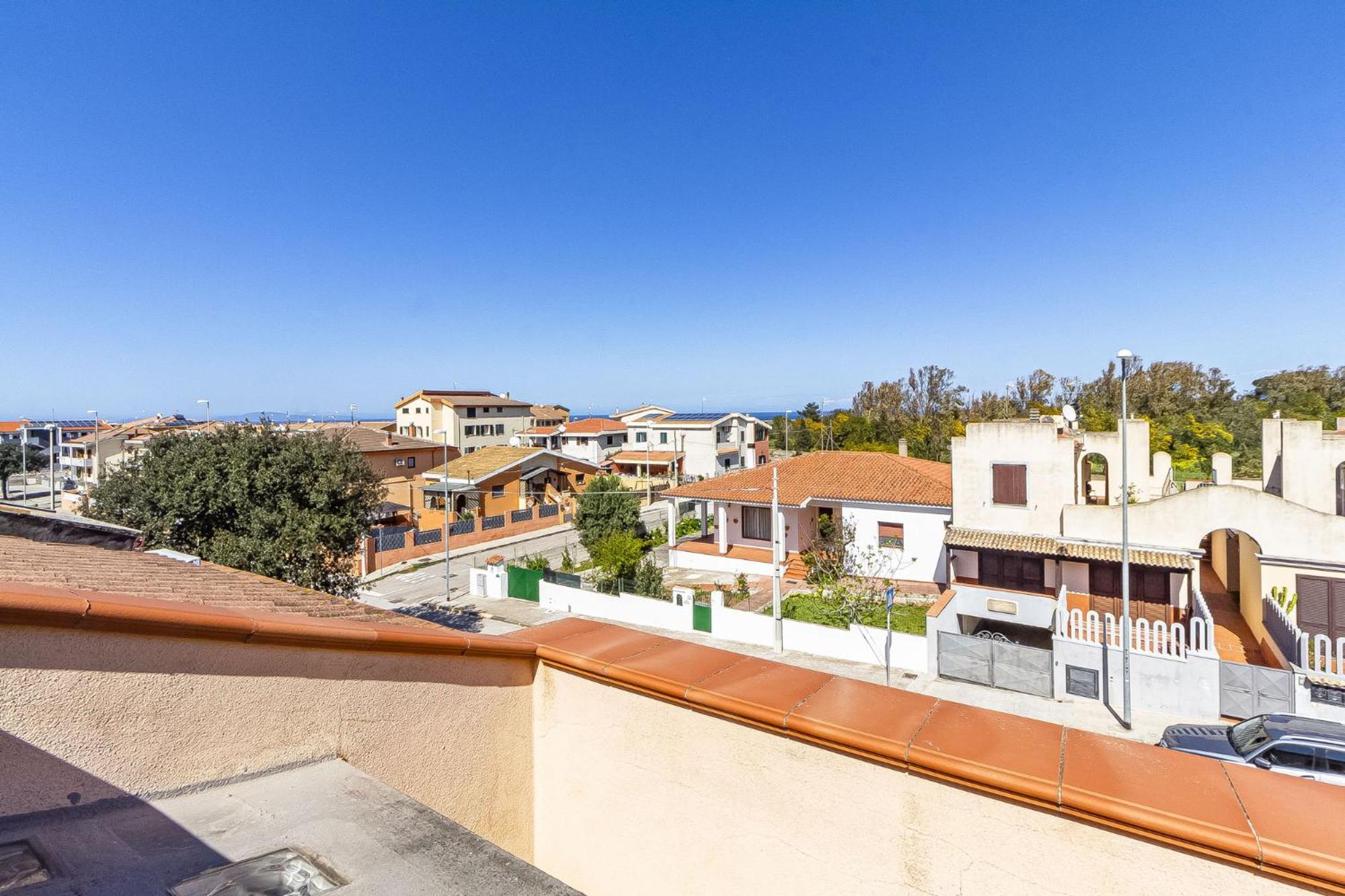 Charlotte Apartment - For Family And Groups Porto Torres Exterior foto