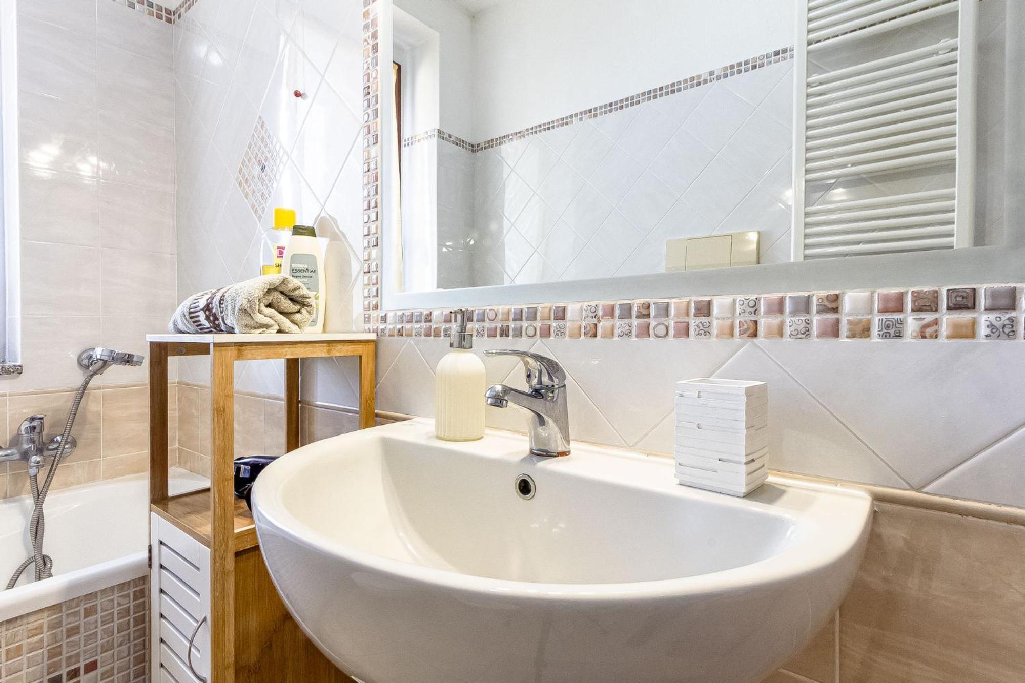 Charlotte Apartment - For Family And Groups Porto Torres Exterior foto