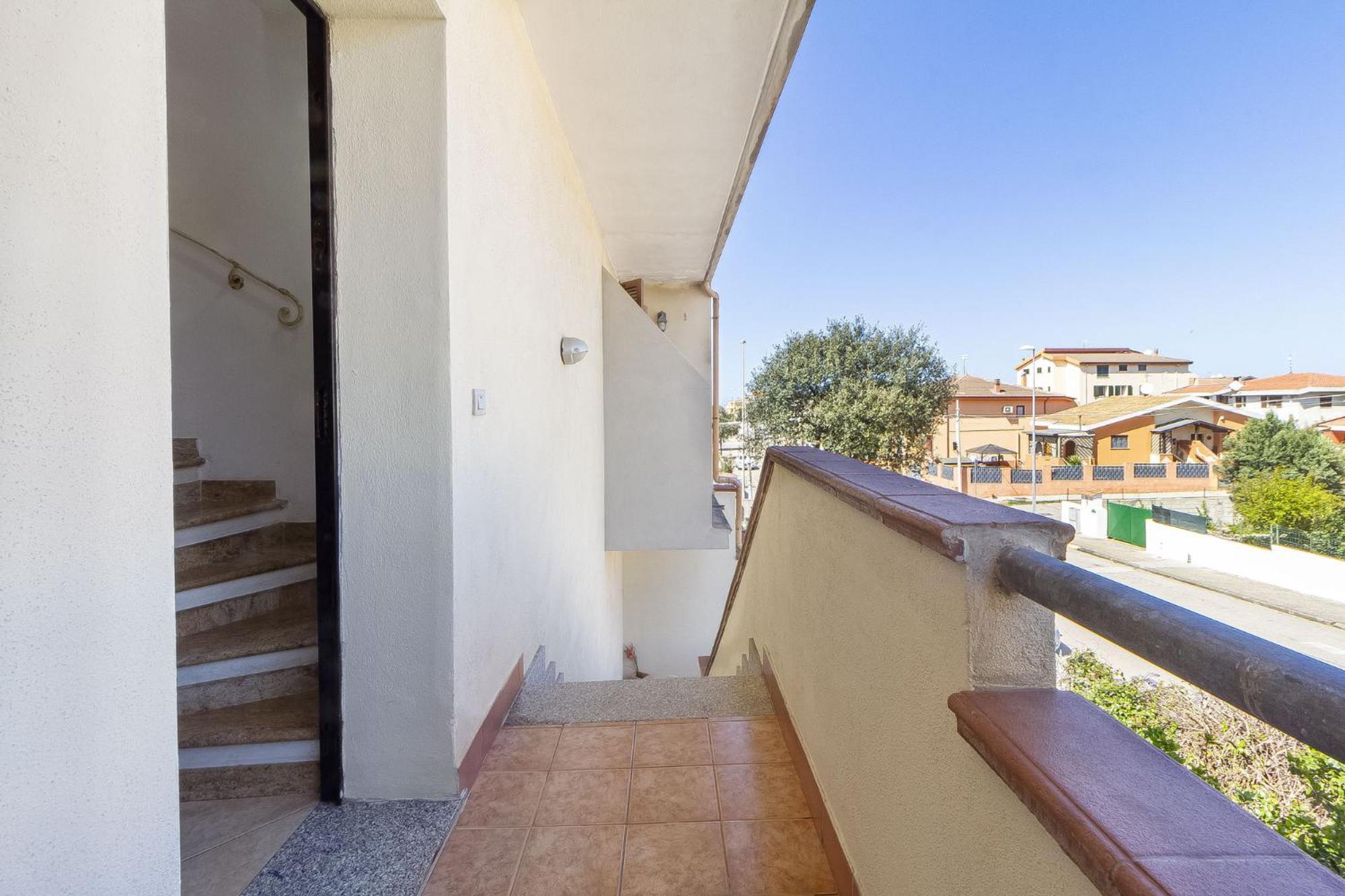 Charlotte Apartment - For Family And Groups Porto Torres Exterior foto