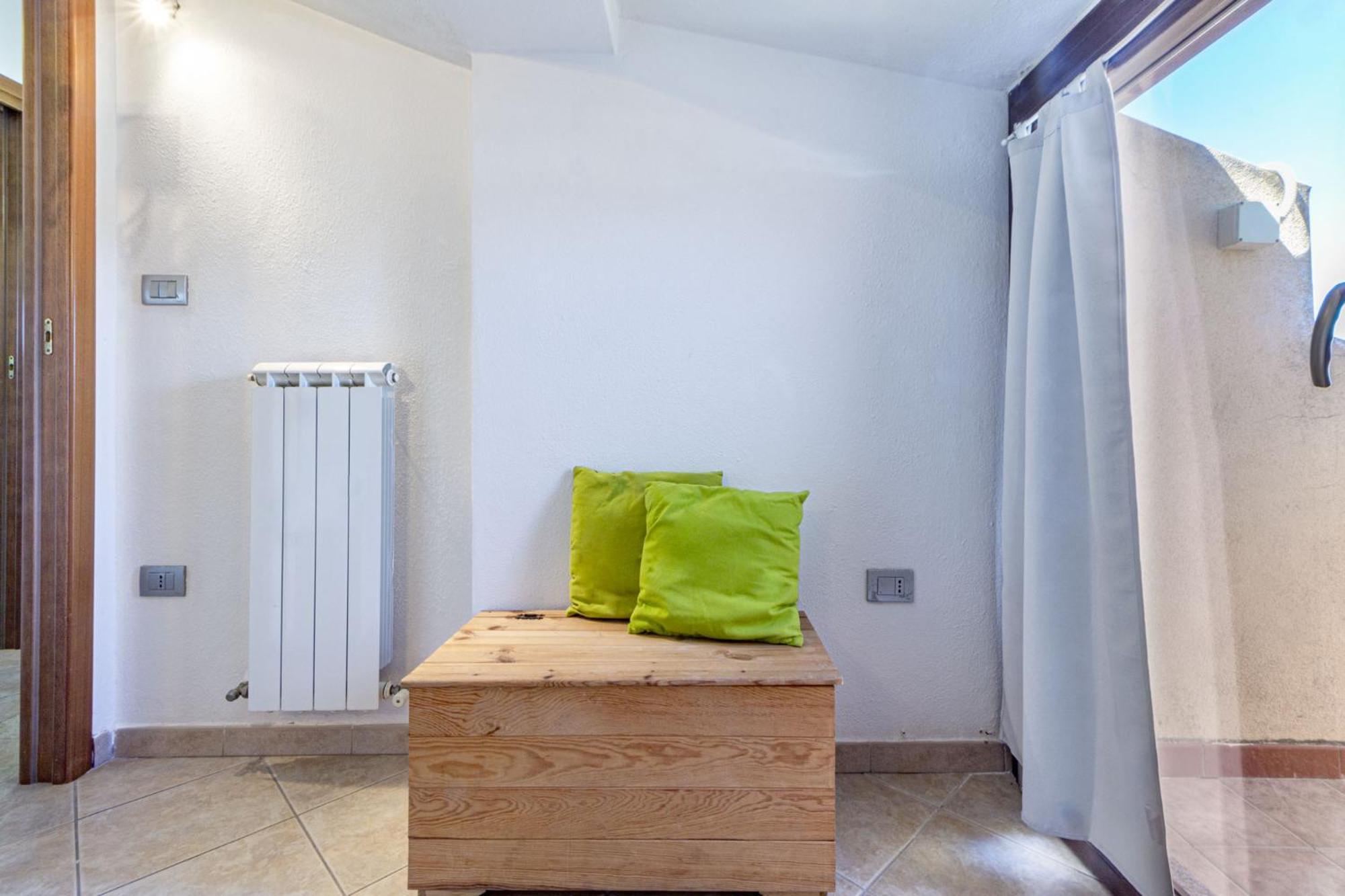 Charlotte Apartment - For Family And Groups Porto Torres Exterior foto
